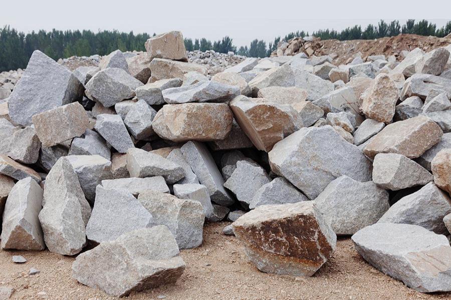 What is the Sand Production Rate of Granite Sand Making? How is the Granite Sand Making Production Line Configured?