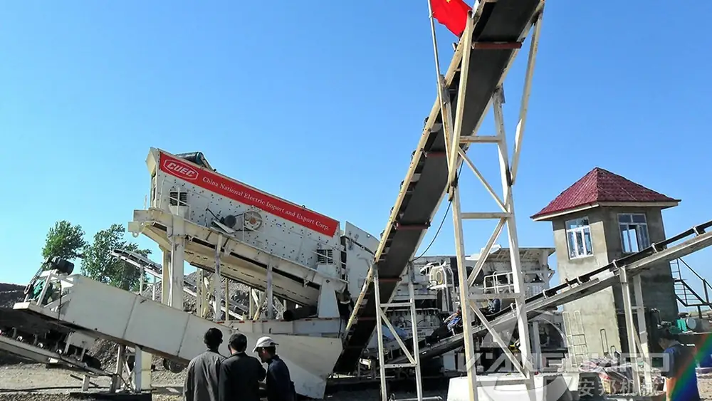 crushing, equipment, at